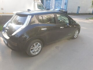 2012 Nissan Leaf (EM61) I (ZE0/AZE0), чёрный, 990000 рублей, вид 4