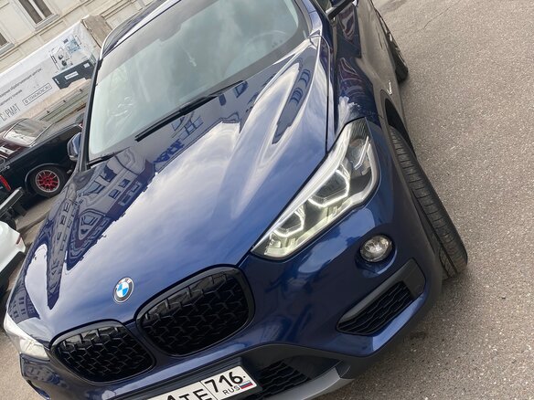 2015 BMW X1 20d xDrive II (F48), синий - вид 1