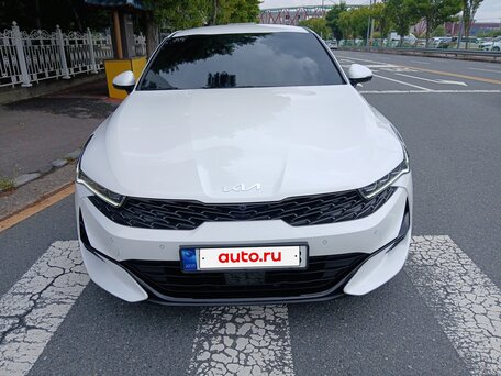 2022 Kia K5 III, белый, 2450000 рублей, вид 2