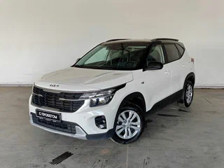 2023 Kia Seltos I Рестайлинг, белый, 2480000 рублей, вид 1