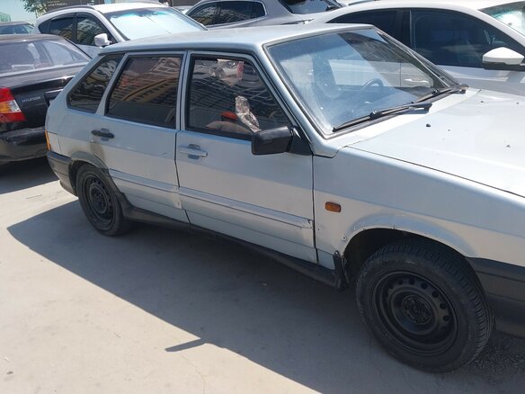 2007 Lada (ВАЗ) 2114, серебристый, 150000 рублей