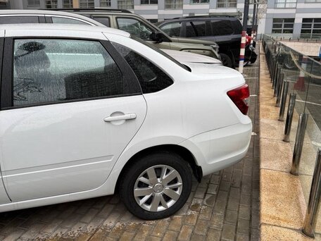 2023 Lada (ВАЗ) Granta I Рестайлинг, белый, 850000 рублей, вид 3