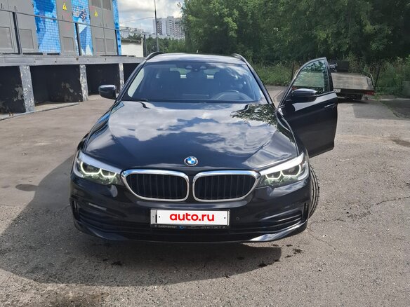 2018 BMW 5 серии 520d VII (G30/G31/G38), чёрный, 3300000 рублей - вид 1