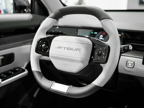 2026 Jetour Dashing I, серый, 2732301 рублей - вид 24