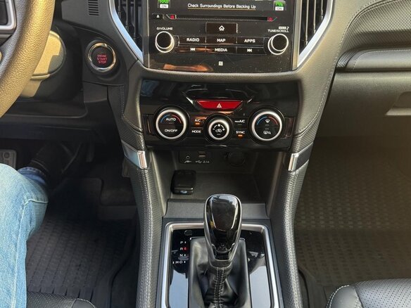 2020 Subaru Forester V, коричневый, 2700000 рублей - вид 9