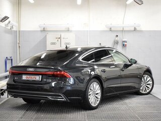 2018 Audi A7 55 TFSI II (4K), серый, 4200000 рублей, вид 4