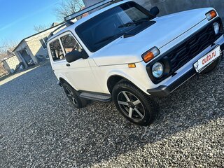 2005 Lada (ВАЗ) 2121 (4x4) I Рестайлинг, белый, 450000 рублей, вид 2