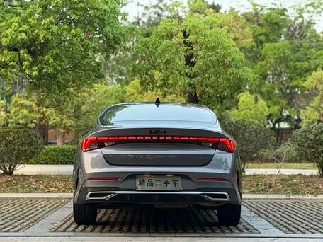 2021 Kia K5 III, серый, 1742000 рублей, вид 5