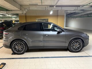 2020 Porsche Cayenne Coupé III, серый, 7500000 рублей, вид 4