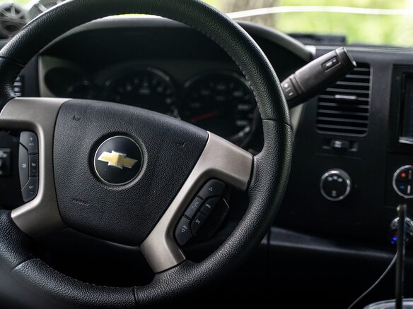 2013 Chevrolet Silverado II (GMT900), белый, 3000000 рублей - вид 23