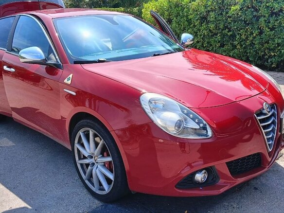 2014 Alfa Romeo Giulietta III, красный, 1650000 рублей - вид 2