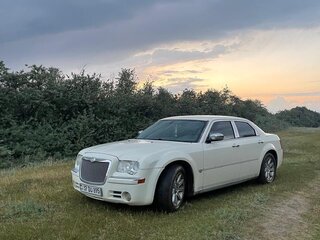 2004 Chrysler 300C I, белый, 1450000 рублей, вид 2