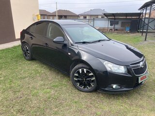2010 Chevrolet Cruze I, чёрный, 590000 рублей, вид 3