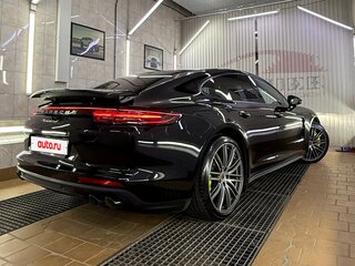 2019 Porsche Panamera 4 E-Hybrid Executive II, чёрный, 8498000 рублей, вид 4