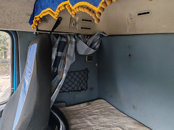 2007 Volvo FM, синий, 1600000 рублей - вид 7