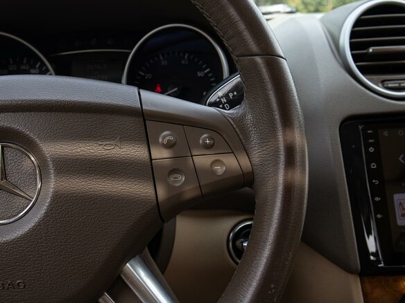 2007 Mercedes-Benz M-Класс 350 II (W164), белый - вид 18
