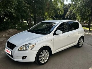 2009 Kia Ceed I, белый, 850000 рублей, вид 3