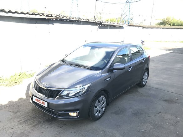 2017 Kia Rio III Рестайлинг, серый