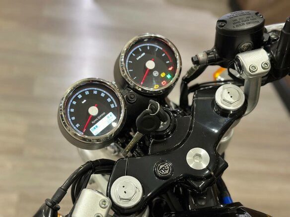 2026 Royal Enfield Continental GT, серебристый, 746000 рублей - вид 12