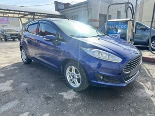 2015 Ford Fiesta Mk6 Рестайлинг, синий, 900000 рублей, вид 4