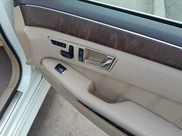 2011 Mercedes-Benz E-Класс 350 IV (W212, S212, C207), чёрный, 2000000 рублей - вид 13