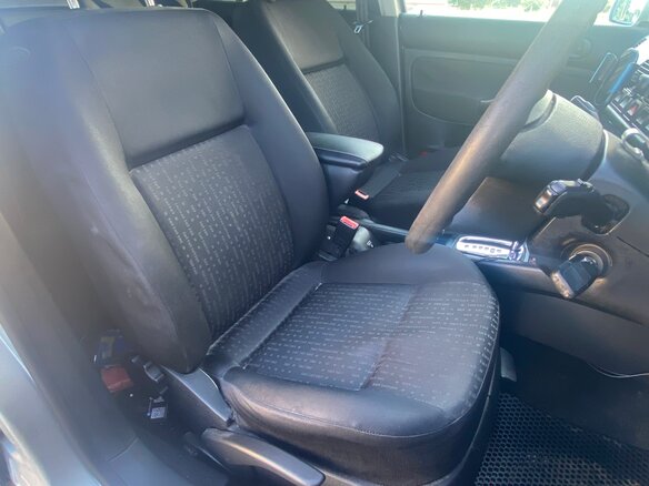 2001 Volkswagen Golf IV, серебристый - вид 10