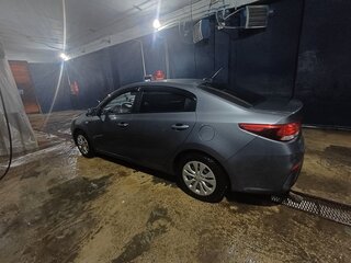 2019 Kia Rio IV, серый, 1450000 рублей, вид 4