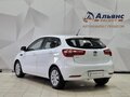 2014 Kia Rio 6-speed III, белый - вид 4