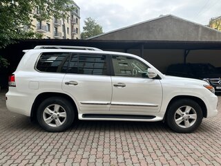 2014 Lexus LX 570 III Рестайлинг, белый, 5090000 рублей, вид 4