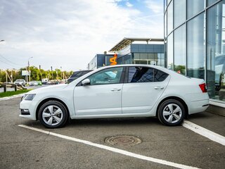 2019 Skoda Octavia III (A7) Рестайлинг, белый, 1748000 рублей, вид 4