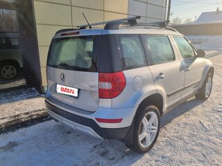 2015 Skoda Yeti I Рестайлинг, серый, 1400000 рублей, вид 4