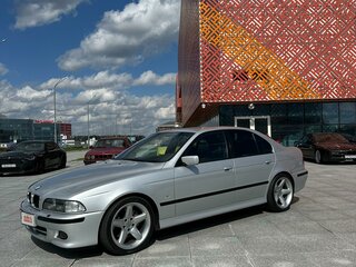 1998 BMW 5 серии 528i IV (E39), серебристый, 1900000 рублей, вид 1