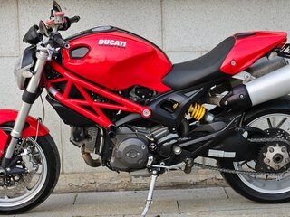 2009 Ducati Monster 1100, красный, 415000 рублей, вид 4