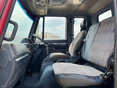 1991 Isuzu Forward (F-Series), красный, 3000000 рублей, вид 5