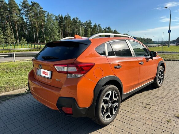 2018 Subaru XV II, оранжевый, 1850000 рублей - вид 2
