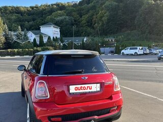 2010 Mini Hatch Cooper S II (R56) Рестайлинг, красный, 850000 рублей, вид 4