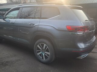 2023 Volkswagen Atlas I Рестайлинг, серый, 3700000 рублей, вид 5