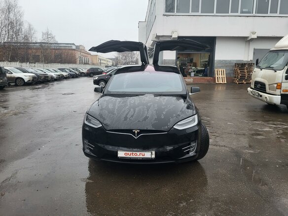 2018 Tesla Model X 75D I, чёрный, 4250000 рублей - вид 1