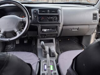 2006 Mitsubishi L200 III, серебристый, 950000 рублей, вид 5
