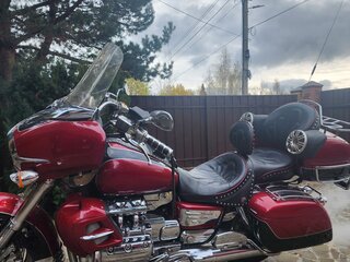 2001 Honda Valkyrie 1500, красный, 585000 рублей, вид 1