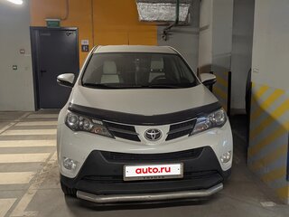 2014 Toyota RAV4 IV (XA40), белый, 2215000 рублей, вид 1