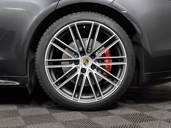 2020 Porsche Panamera GTS II, серый - вид 24
