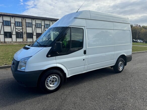 2012 Ford Transit, белый, 1250000 рублей - вид 2