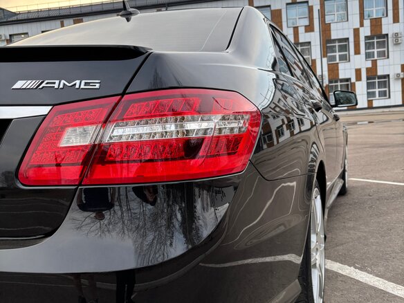 2010 Mercedes-Benz E-Класс 250 5G-Tronic IV (W212, S212, C207), чёрный, 1800000 рублей - вид 13