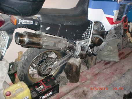 1990 Honda XRV 750 Africa Twin, белый, 300000 рублей, вид 4