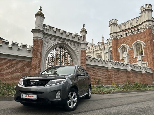 2013 Kia Sorento II Рестайлинг, серый, 1750000 рублей - вид 1