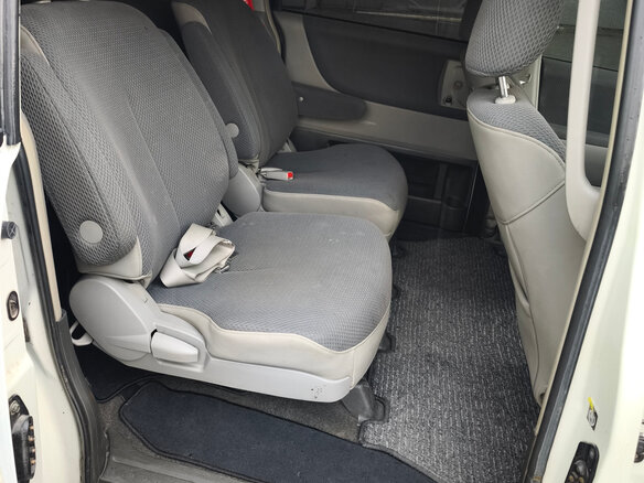 2004 Nissan Presage II, белый, 680000 рублей - вид 4