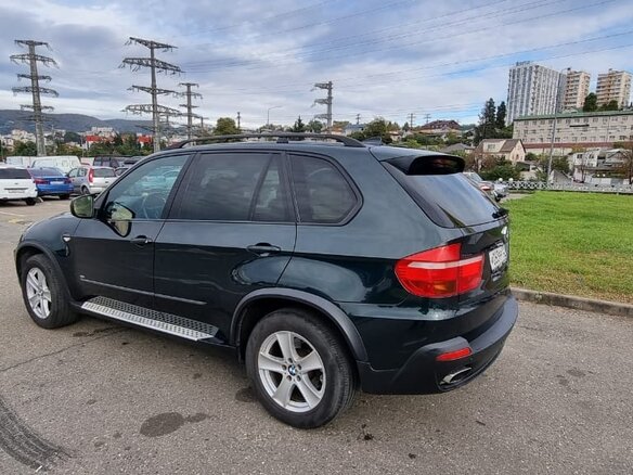 2008 BMW X5 48i II (E70), зелёный, 1800000 рублей - вид 1