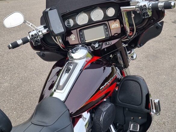 2017 Harley-Davidson CVO Limited, красный, 2764080 рублей - вид 3