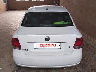 2013 Volkswagen Polo V, белый, 730000 рублей, вид 2